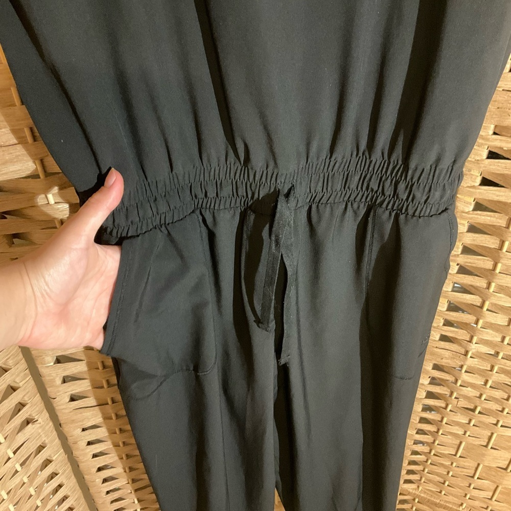 Albion Everyday Black Jumpsuit - Picture 4 of 10